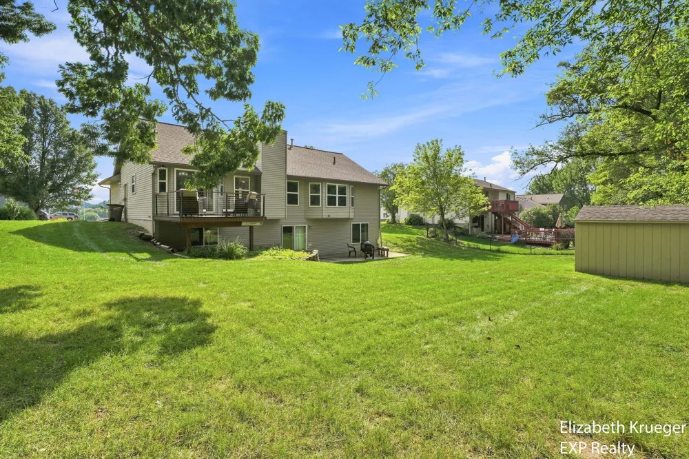 1031 Legacy Drive NE Comstock Park, MI 49321