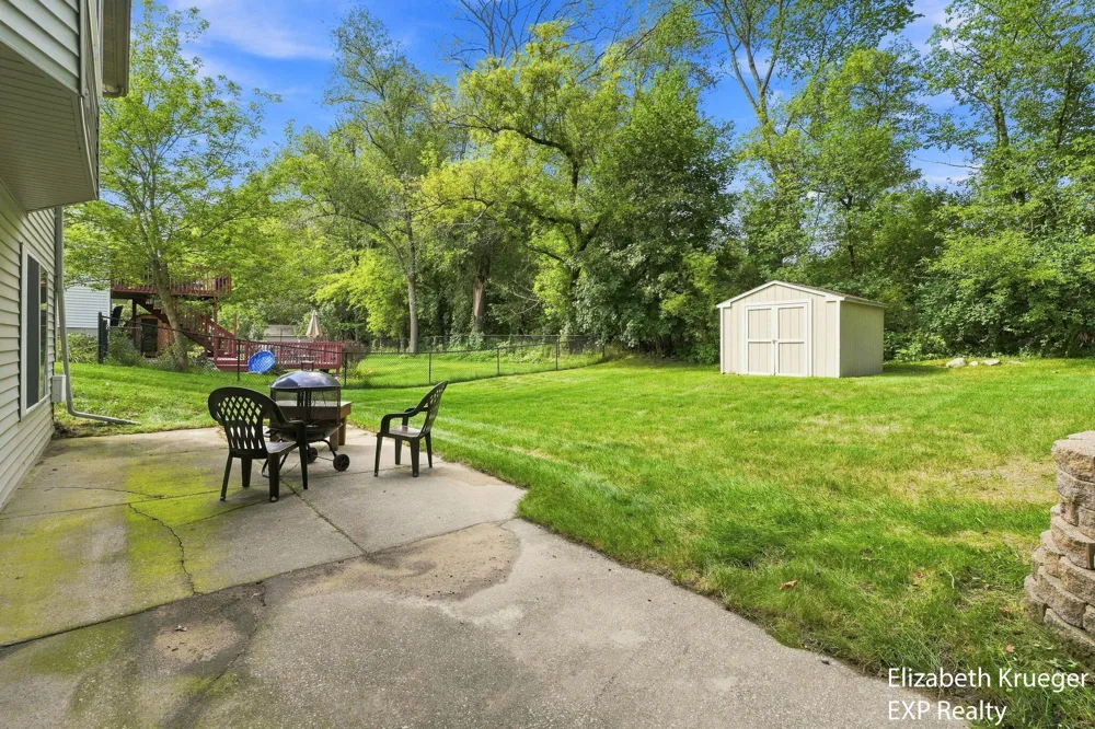 1031 Legacy Drive NE Comstock Park, MI 49321