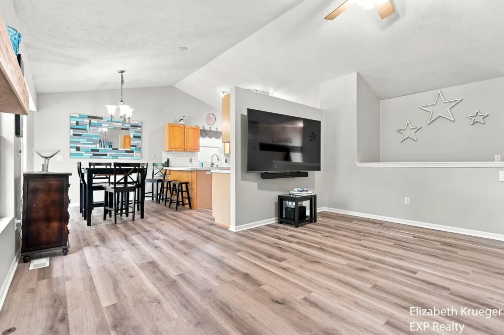 1031 Legacy Drive NE Comstock Park, MI 49321
