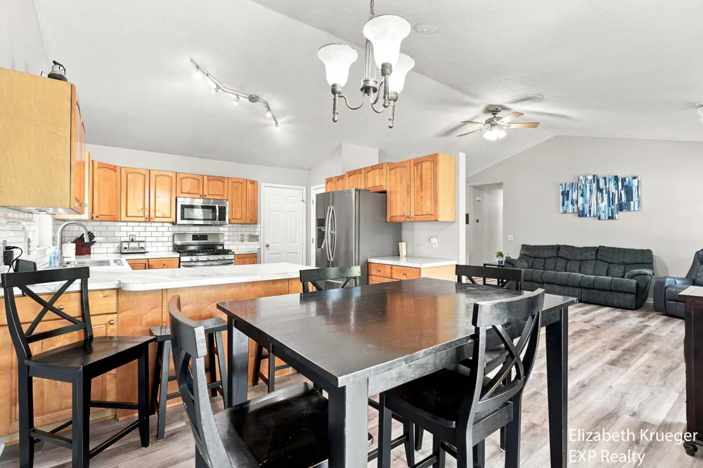 1031 Legacy Drive NE Comstock Park, MI 49321
