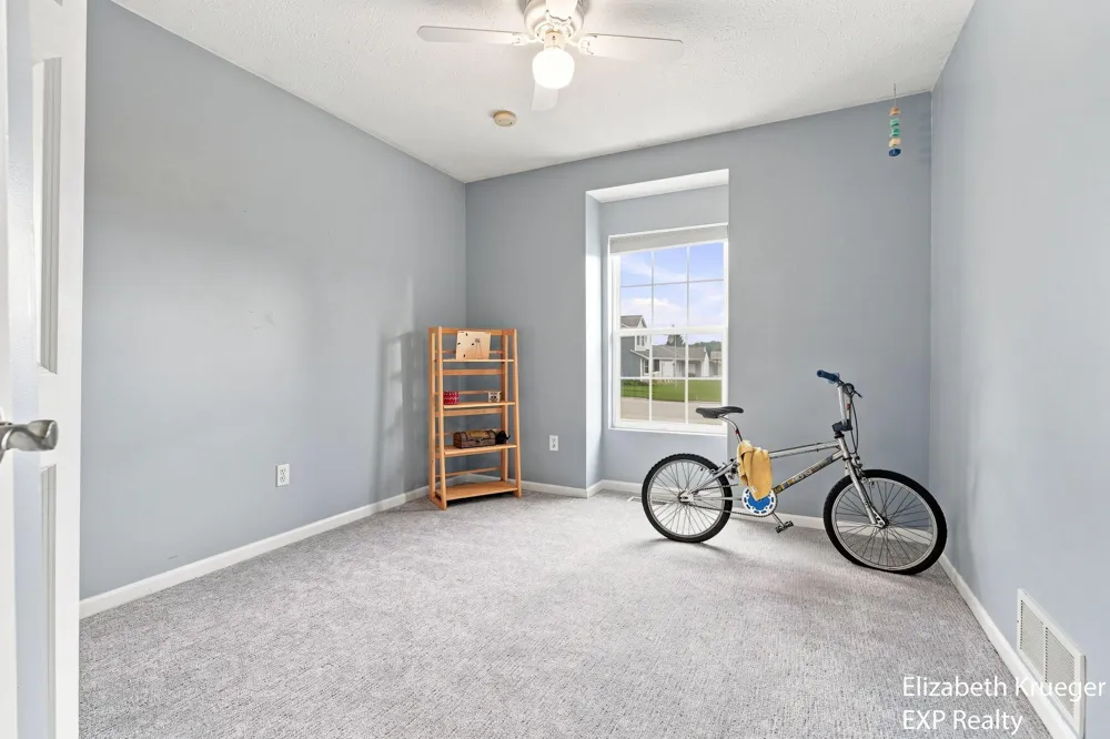 1031 Legacy Drive NE Comstock Park, MI 49321
