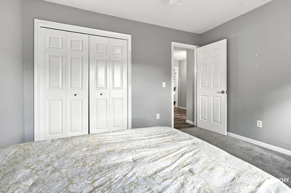1031 Legacy Drive NE Comstock Park, MI 49321