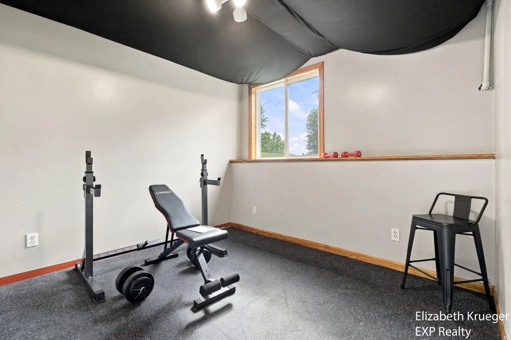 1031 Legacy Drive NE Comstock Park, MI 49321