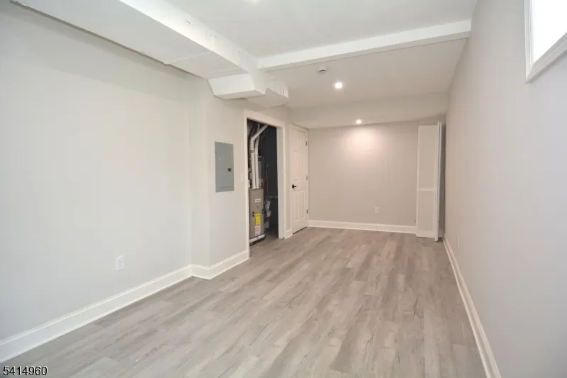 3 Brown St Flemington, NJ 08822