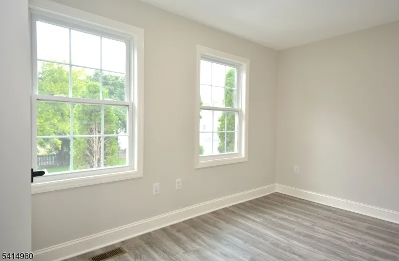 3 Brown St Flemington, NJ 08822