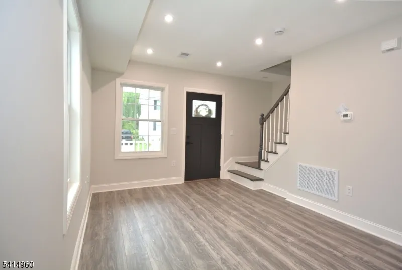 3 Brown St Flemington, NJ 08822