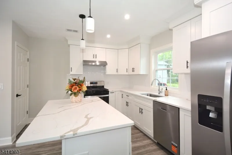 3 Brown St Flemington, NJ 08822