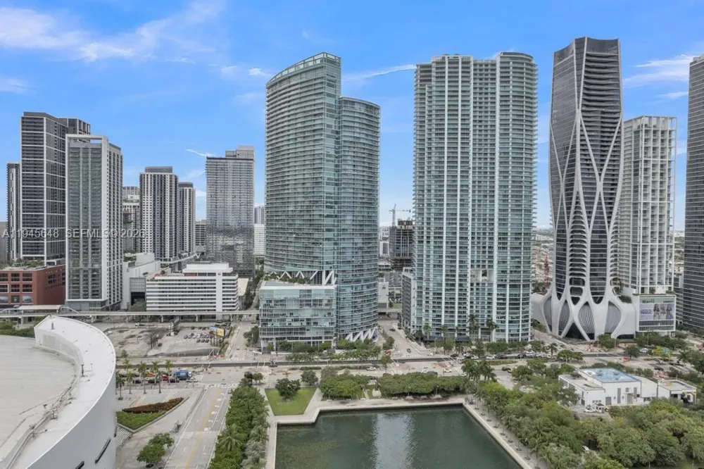888 Biscayne Blvd #2409 Miami, FL 33132