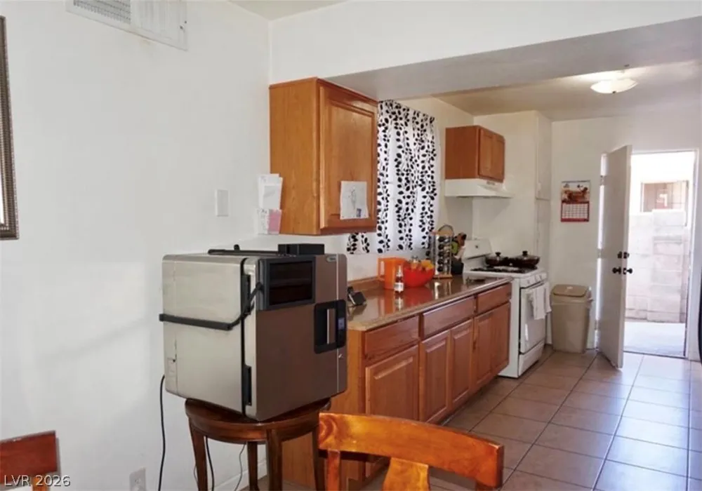 709 11th Street Las Vegas, NV 89101