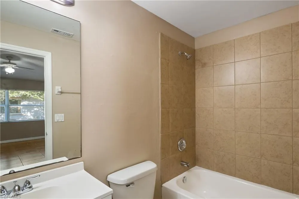 5107 25th Street SW Lehigh Acres, FL 33973