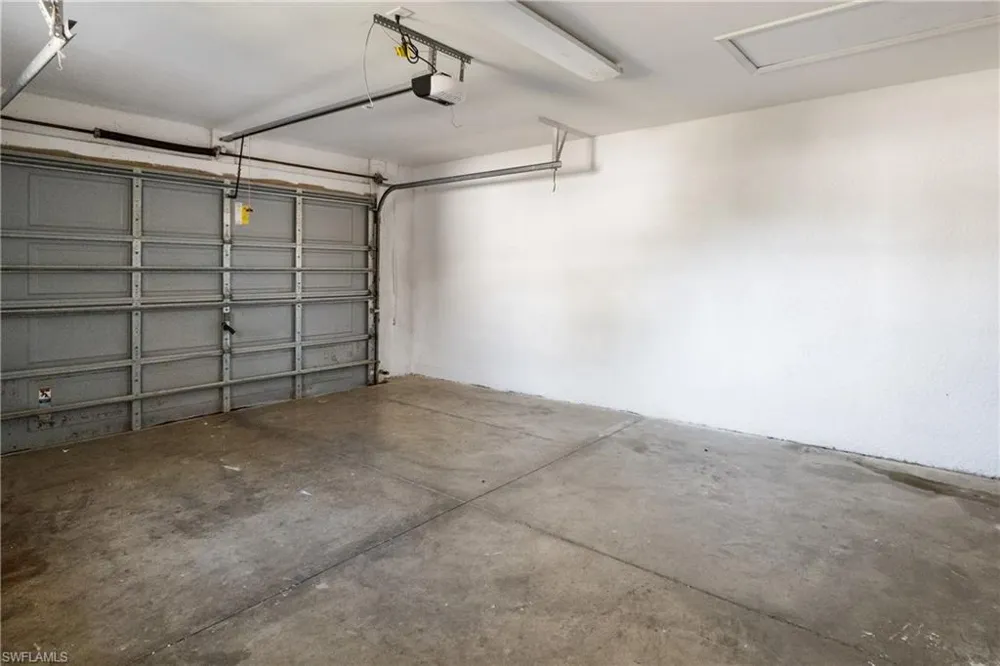 5107 25th Street SW Lehigh Acres, FL 33973