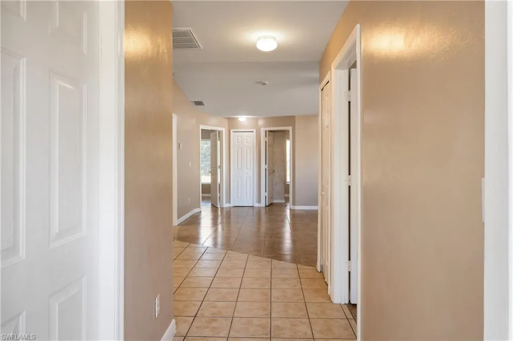 5107 25th Street SW Lehigh Acres, FL 33973