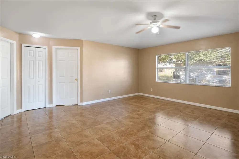 5107 25th Street SW Lehigh Acres, FL 33973