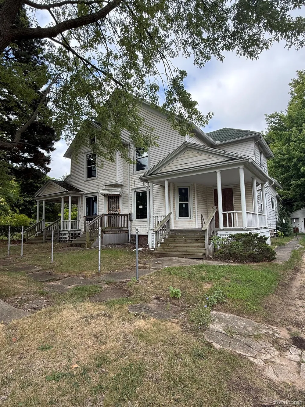 1028 Oak Street Flint City, MI 48503
