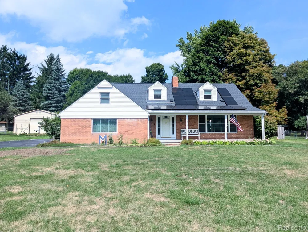 4203 Gregor Street Genesee Charter Township, MI 48458