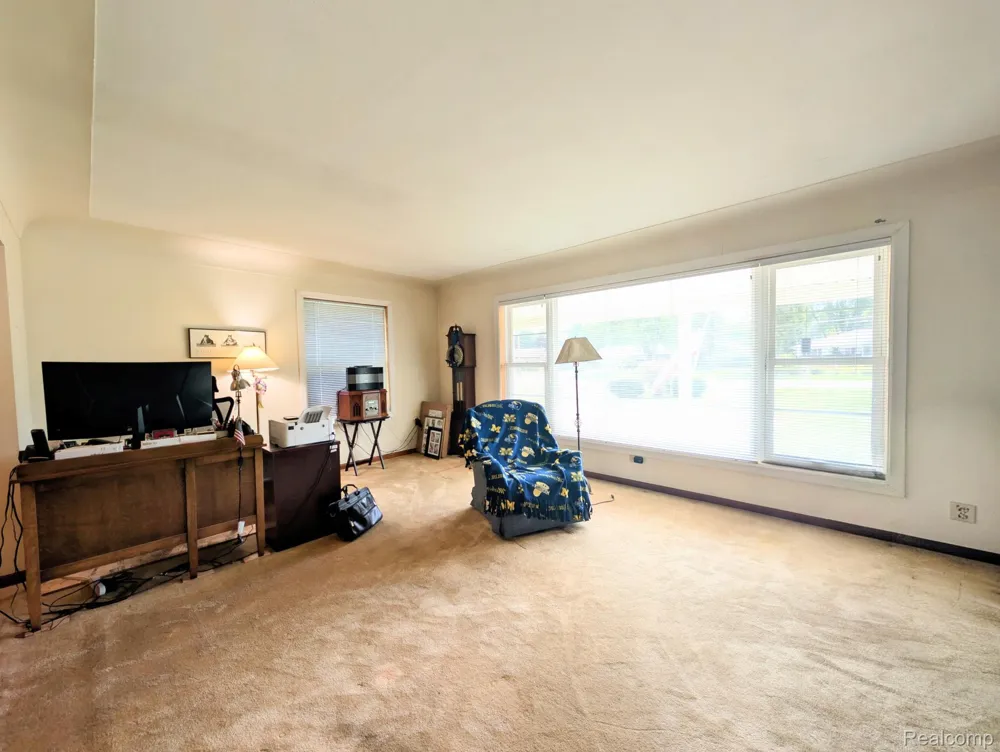 4203 Gregor Street Genesee Charter Township, MI 48458