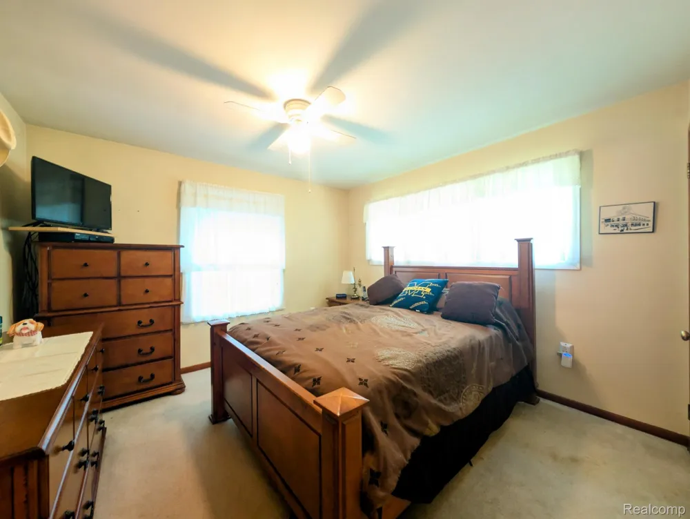 4203 Gregor Street Genesee Charter Township, MI 48458