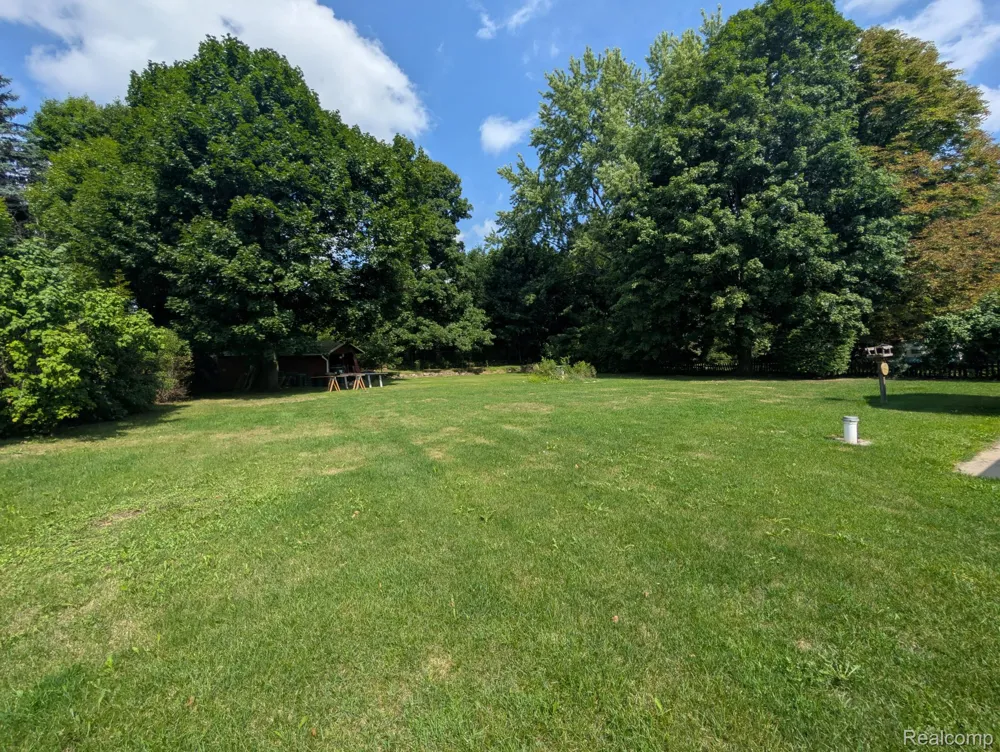 4203 Gregor Street Genesee Charter Township, MI 48458