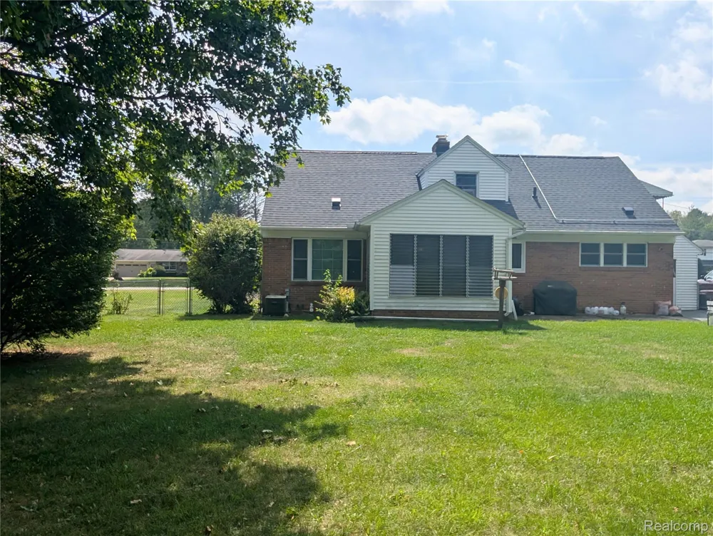 4203 Gregor Street Genesee Charter Township, MI 48458