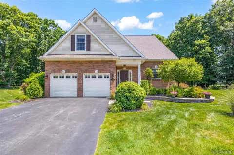 10182 Edgewood Drive