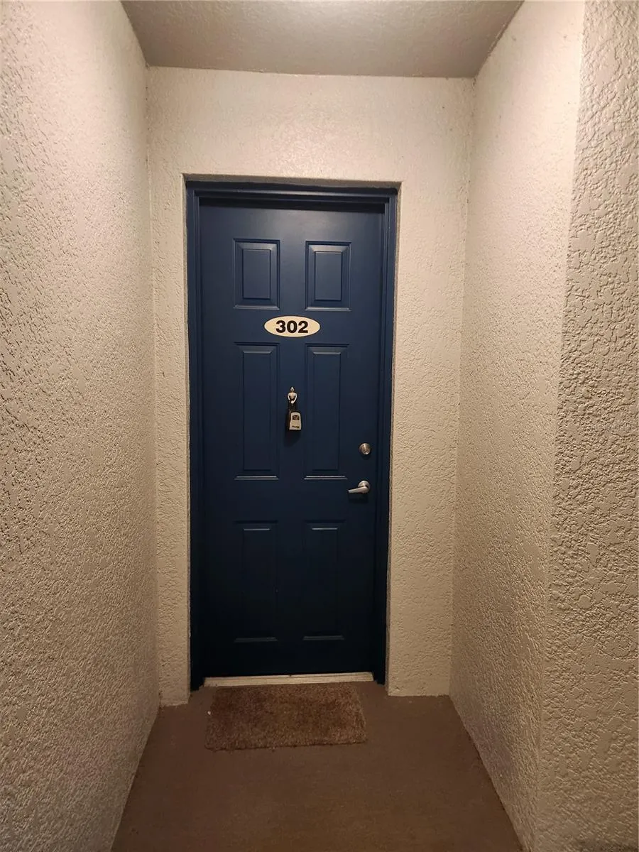 5257 CANE ISLAND LOOP #302 Kissimmee, FL 34746