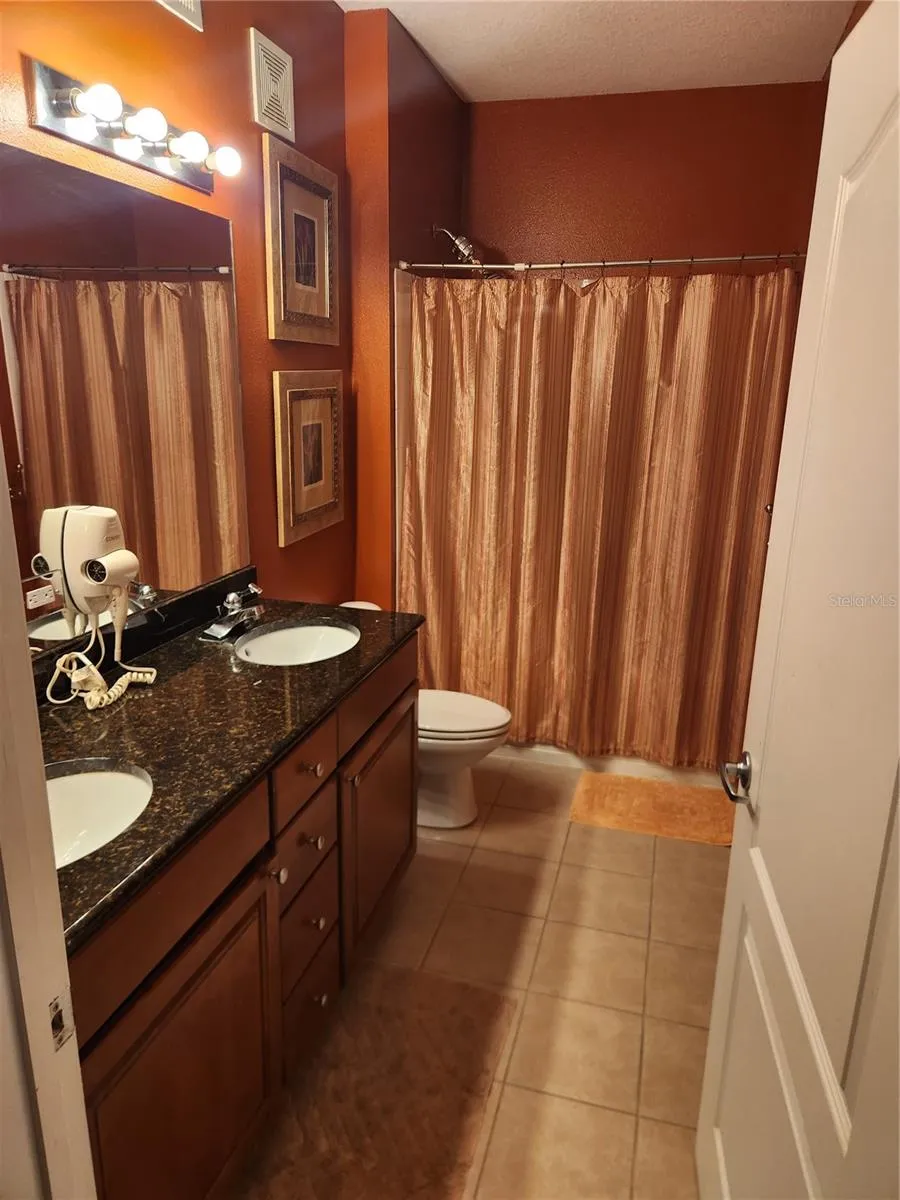 5257 CANE ISLAND LOOP #302 Kissimmee, FL 34746
