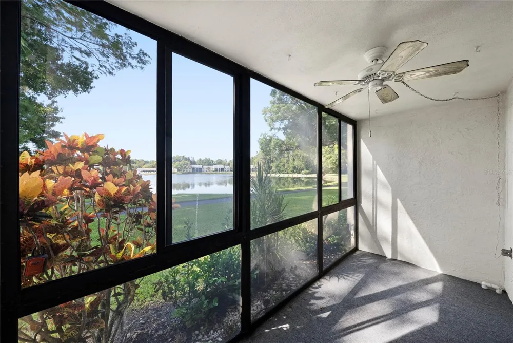 1423 PINE GLEN LANE #C1 Tarpon Springs, FL 34688