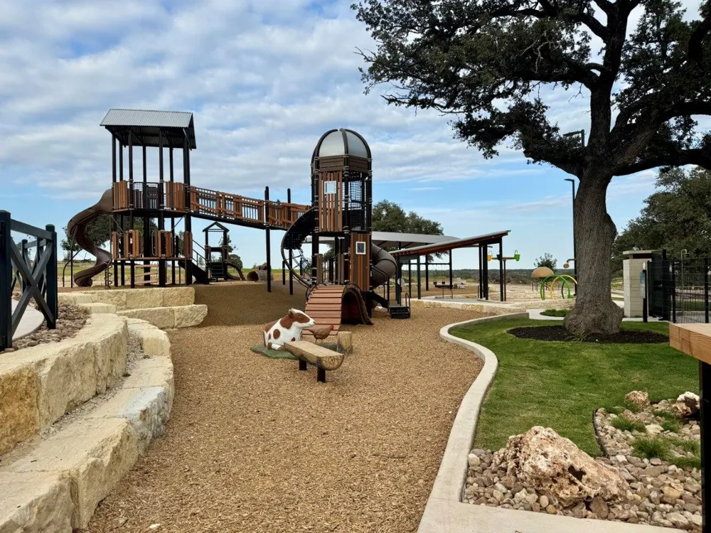 437 Carr Drive Liberty Hill, TX 78642