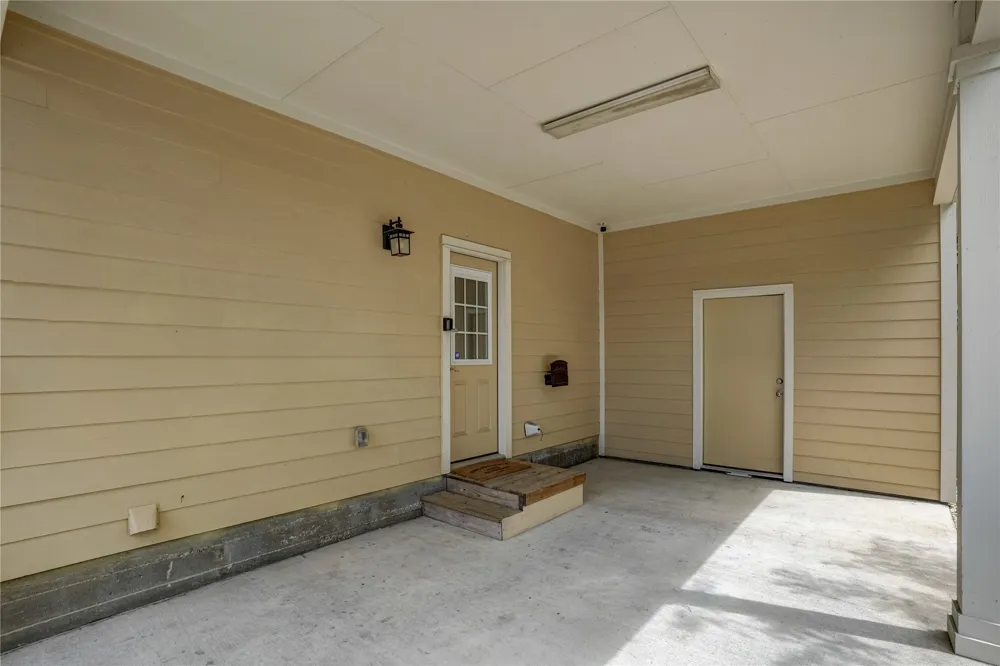 1103 Farm Street Bastrop, TX 78602