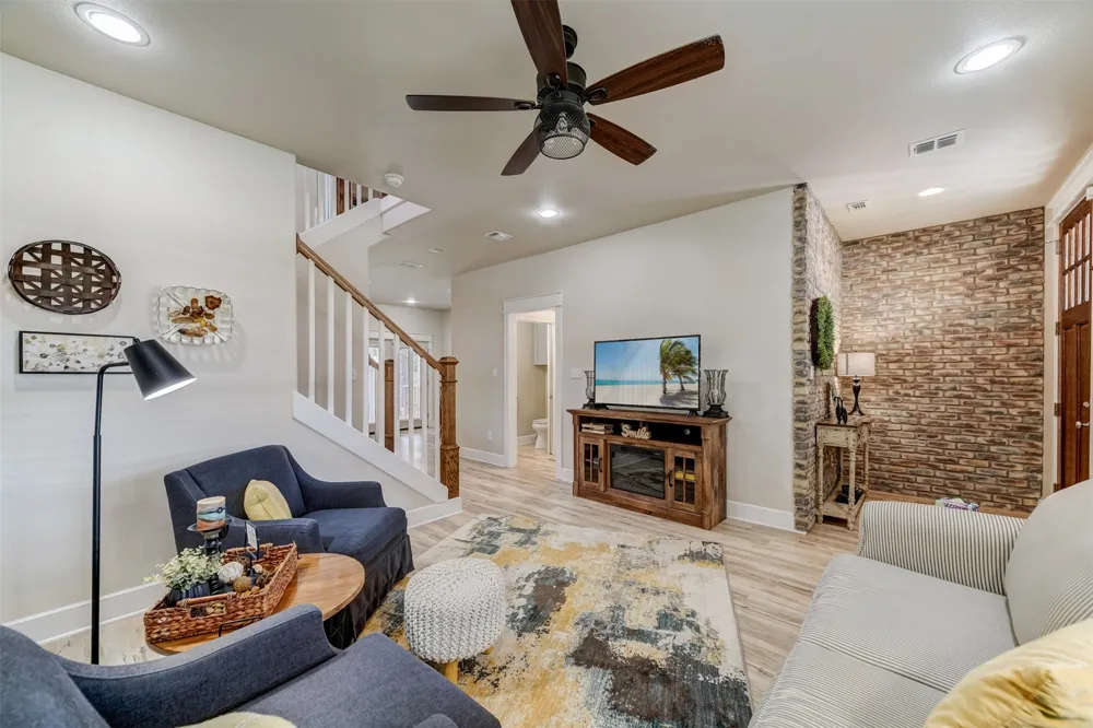 1103 Farm Street Bastrop, TX 78602