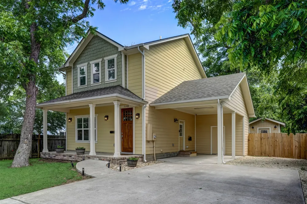 1103 Farm Street Bastrop, TX 78602