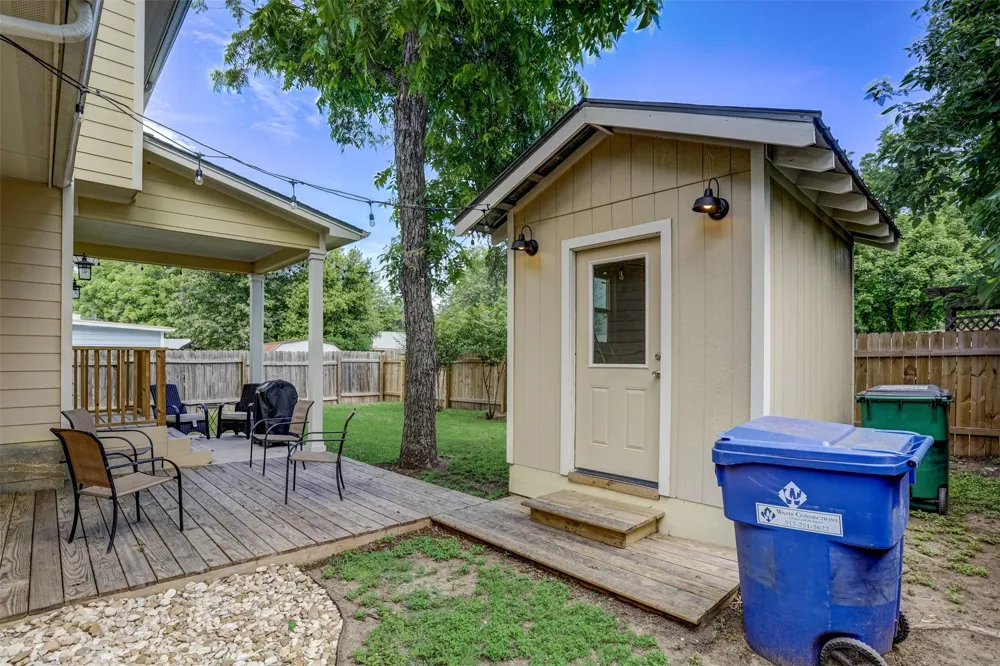 1103 Farm Street Bastrop, TX 78602