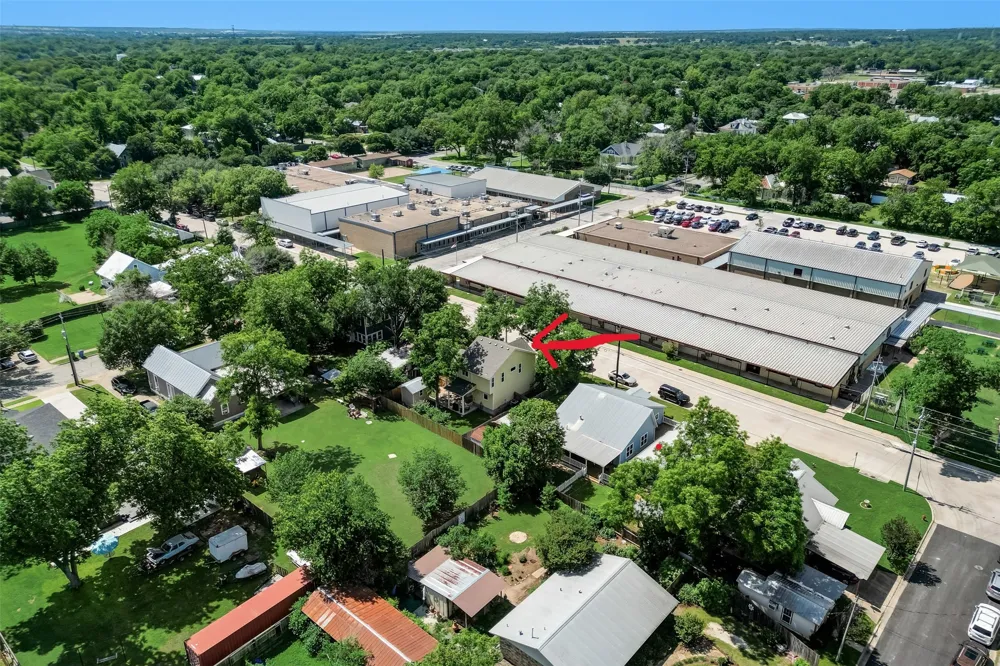 1103 Farm Street Bastrop, TX 78602