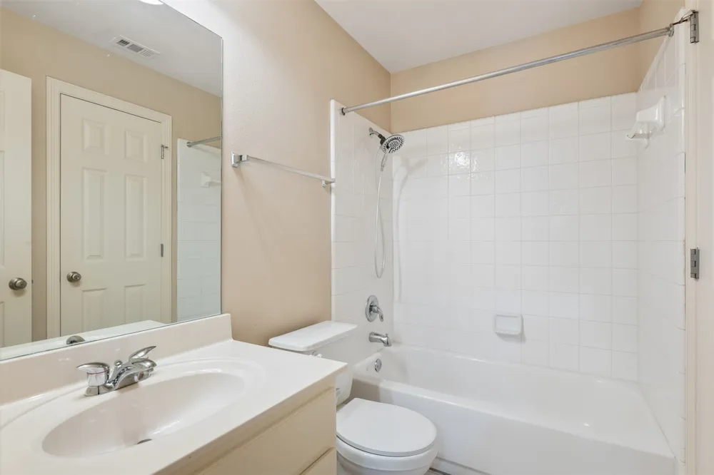 2238 Fernspring Drive Round Rock, TX 78665