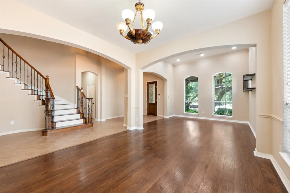 2238 Fernspring Drive Round Rock, TX 78665