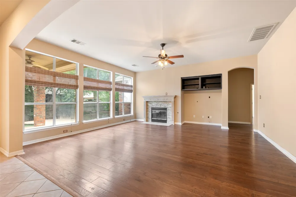2238 Fernspring Drive Round Rock, TX 78665