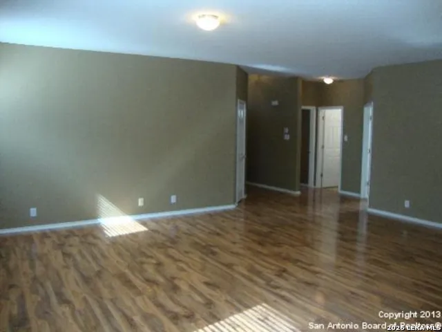13726 Riverbank Helotes, TX 78023