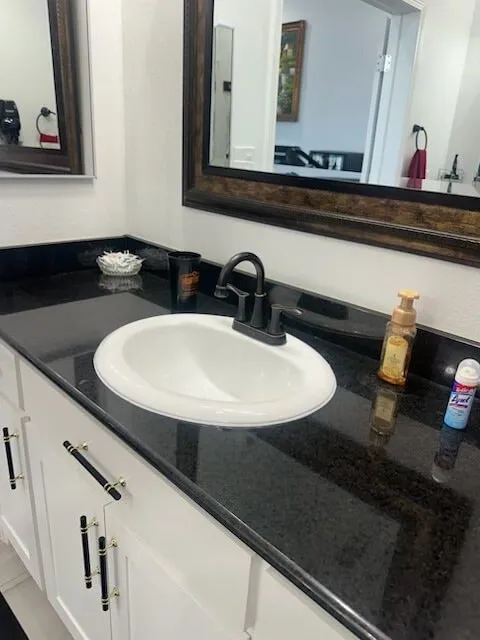 703 E Oates Road Garland, TX 75043