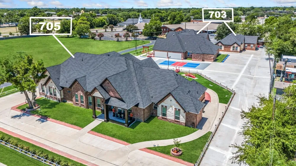 703 E Oates Road Garland, TX 75043