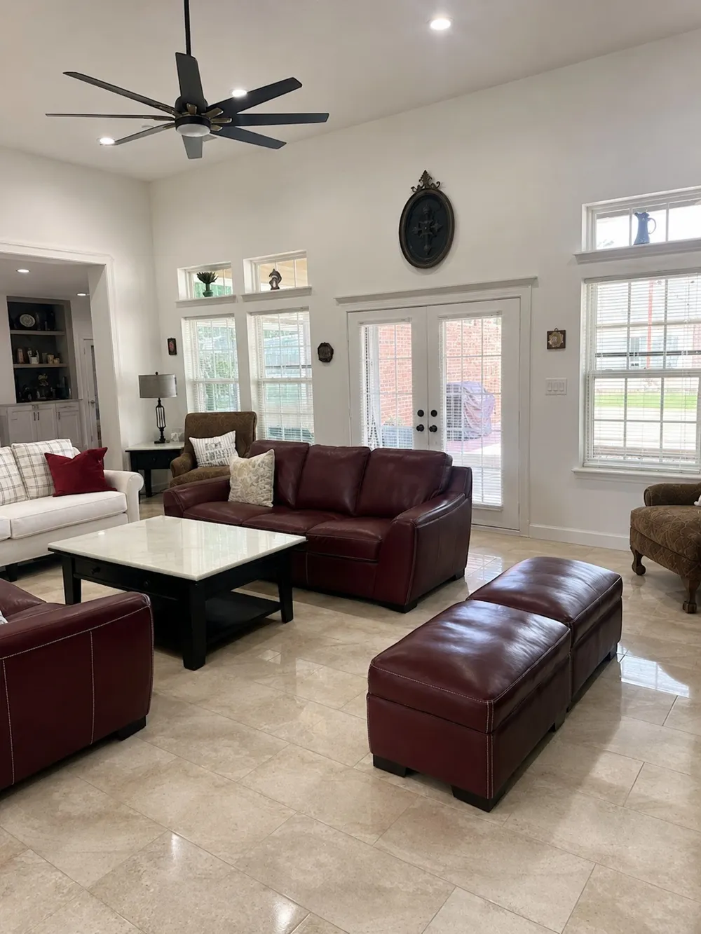 703 E Oates Road Garland, TX 75043