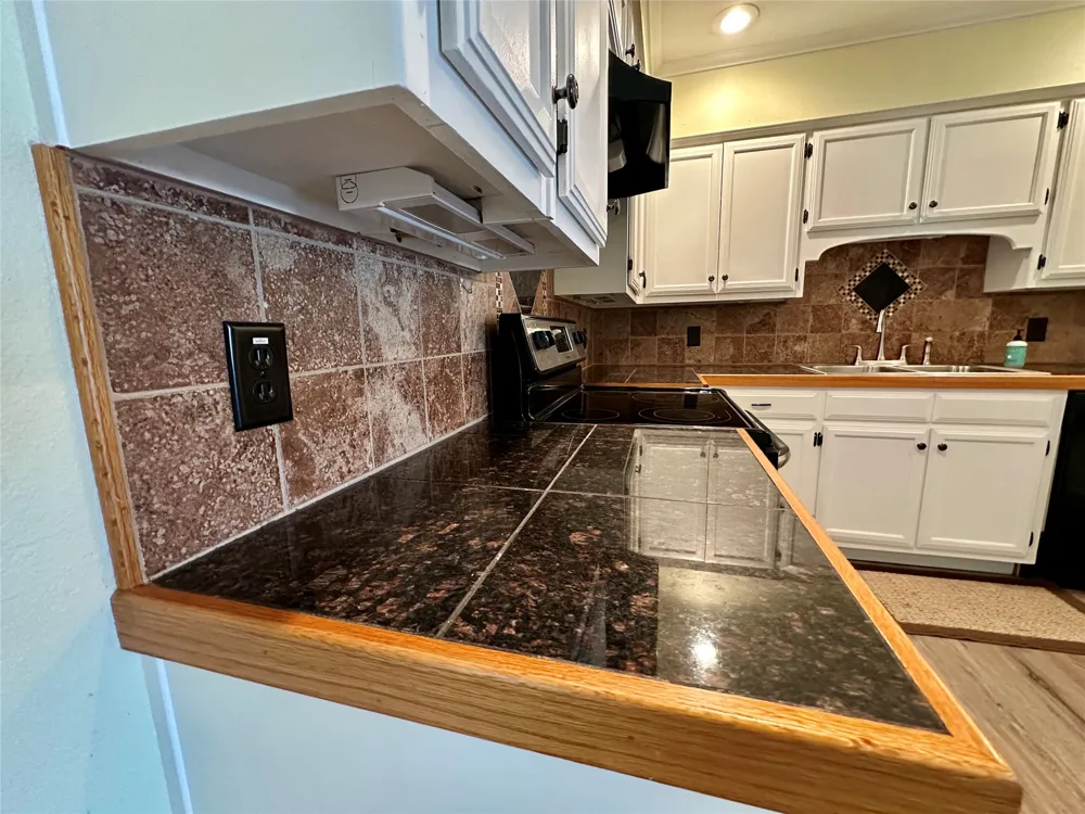 102 Mockingbird Circle Early, TX 76802