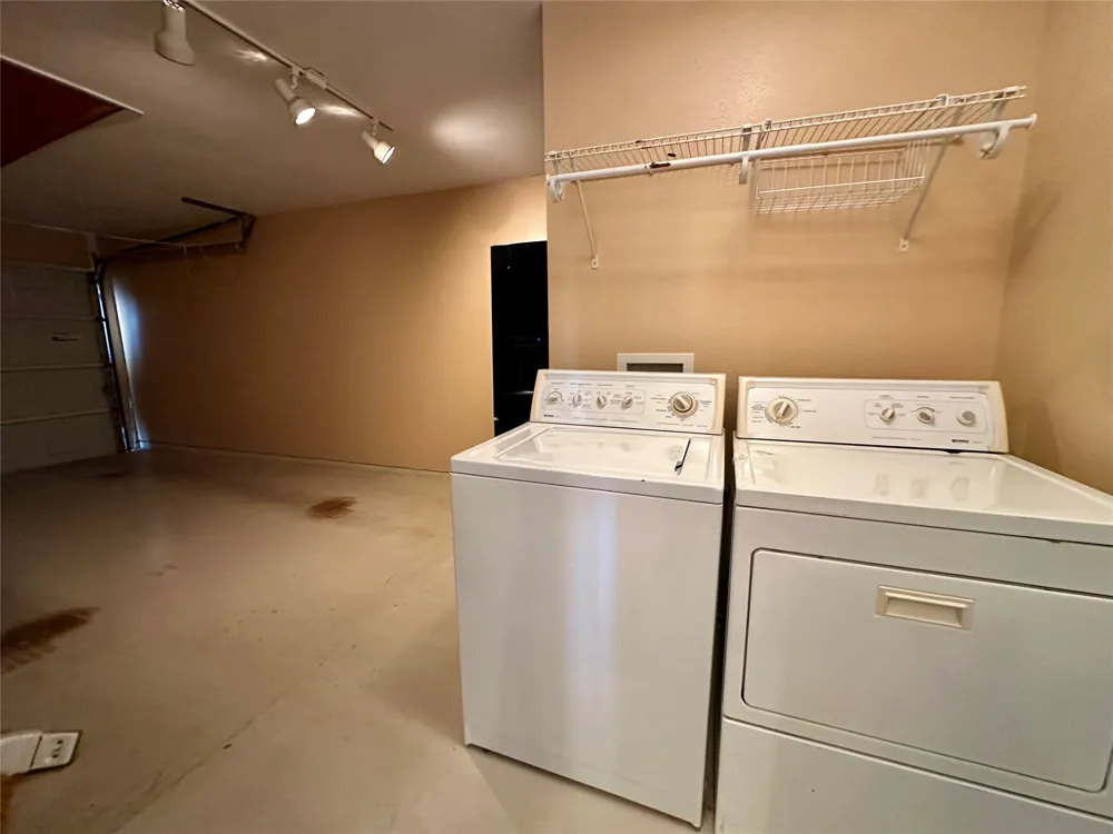 102 Mockingbird Circle Early, TX 76802