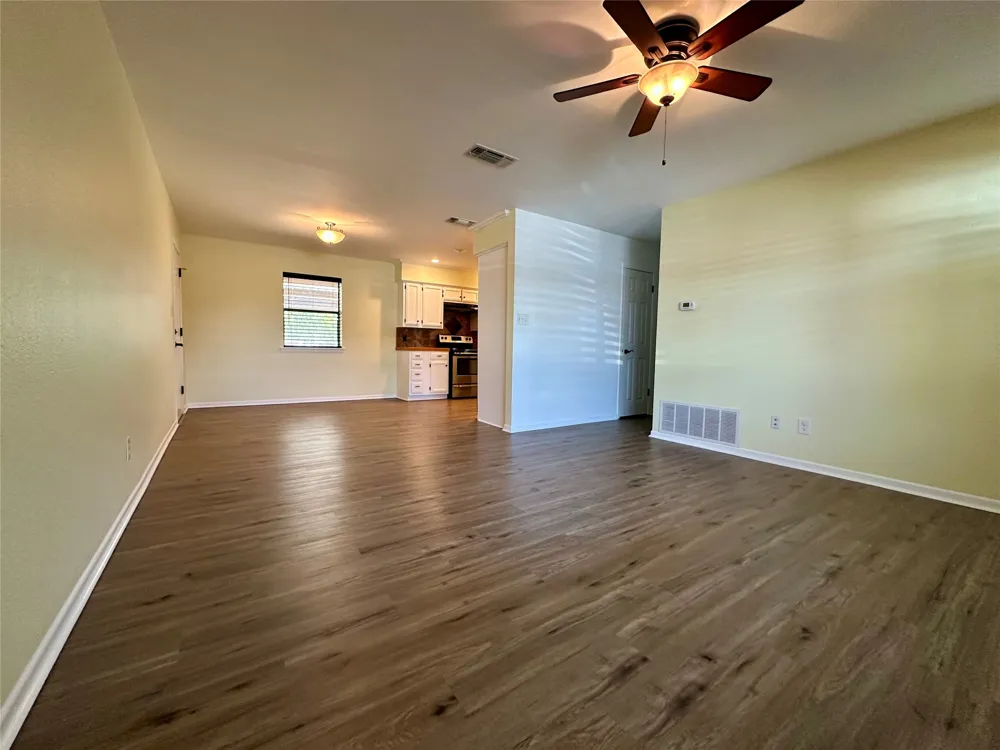 102 Mockingbird Circle Early, TX 76802