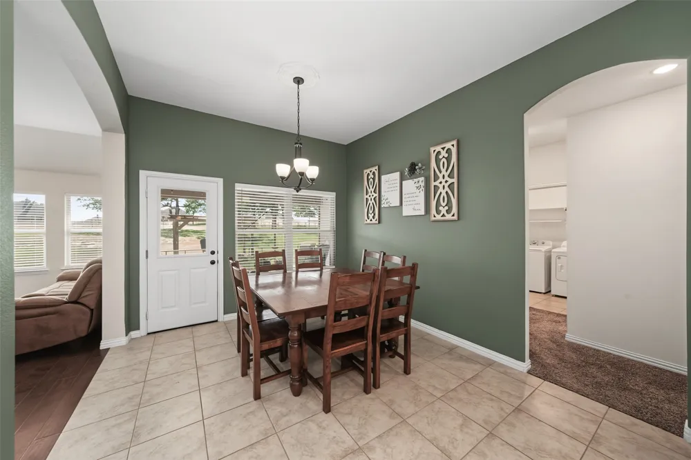 1268 County Road 4797 Springtown, TX 76082