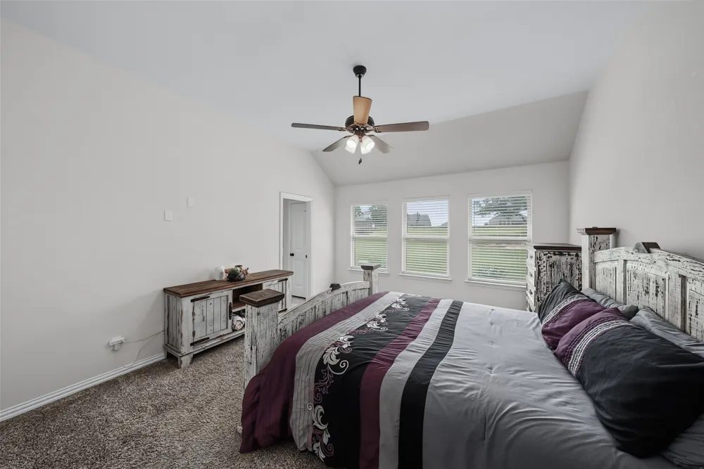 1268 County Road 4797 Springtown, TX 76082