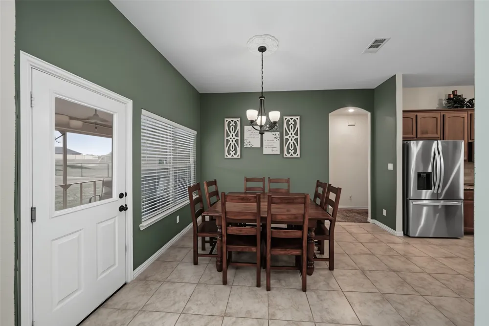 1268 County Road 4797 Springtown, TX 76082