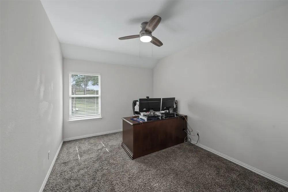1268 County Road 4797 Springtown, TX 76082