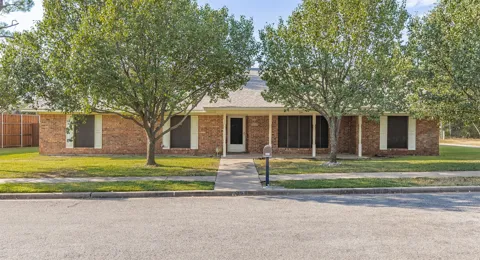 1814 Sandra Drive
