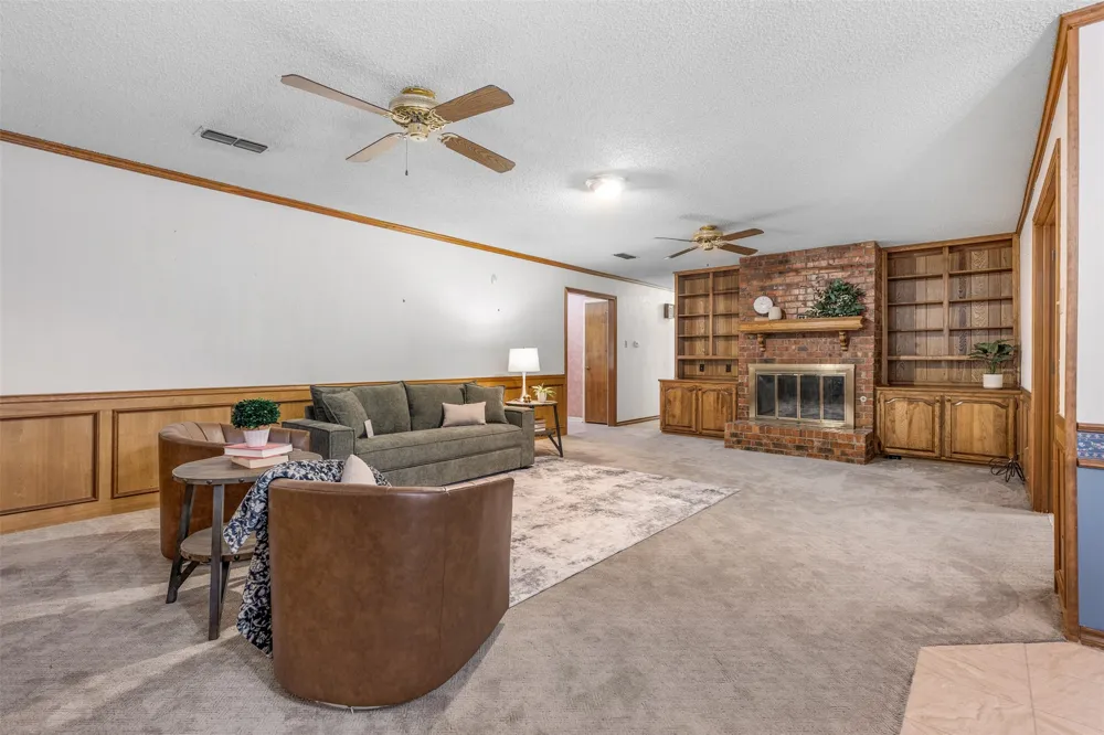 1814 Sandra Drive Sherman, TX 75092