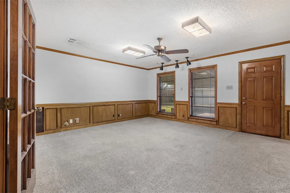 1814 Sandra Drive Sherman, TX 75092